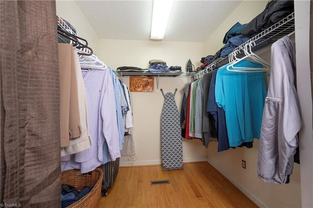 176 Forest Meadow Lane, Clemmons, NC 27012