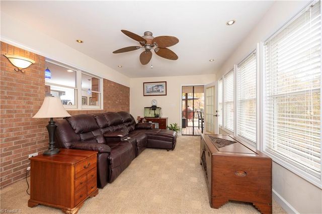 176 Forest Meadow Lane, Clemmons, NC 27012