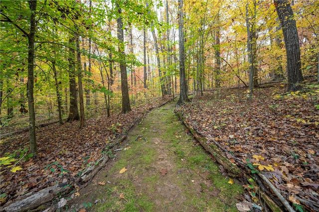 176 Forest Meadow Lane, Clemmons, NC 27012