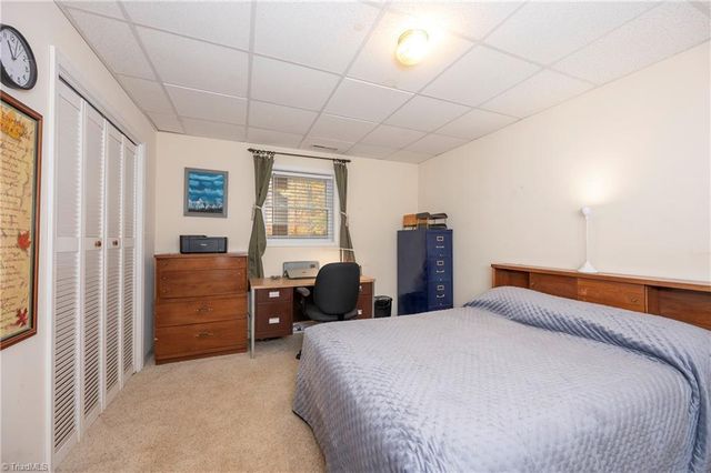 176 Forest Meadow Lane, Clemmons, NC 27012