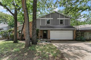 4910 Crest Drive, Arlington, TX 76017