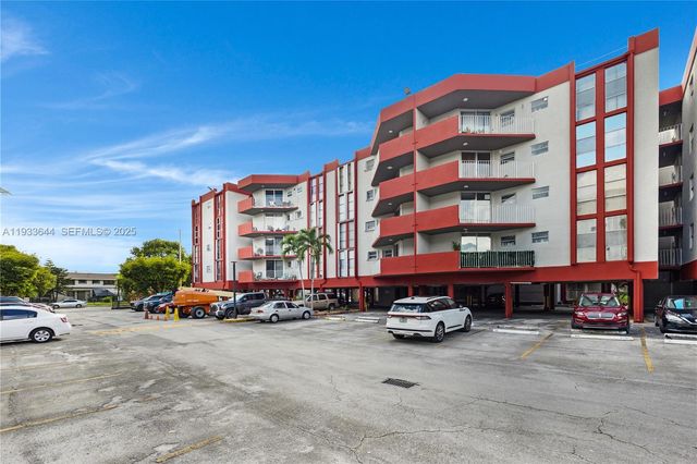 1750 W 46th St 544, Hialeah, FL 33012