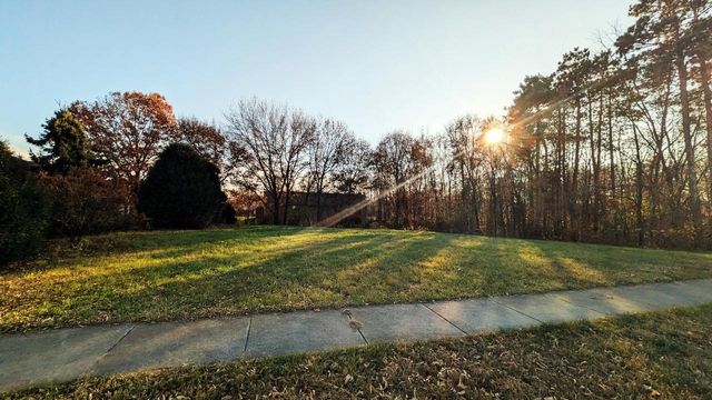 906 JACKPINE DRIVE, Holmen, WI 54636