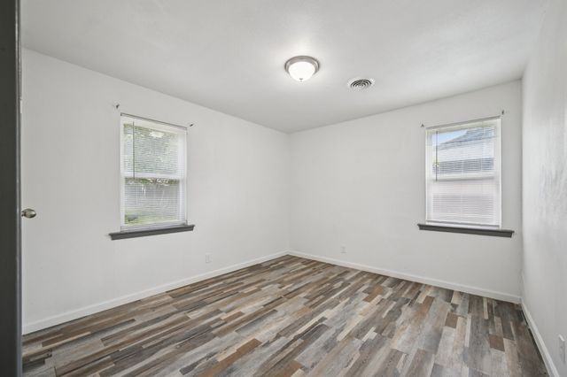 3736 Layton Avenue, Haltom City, TX 76117