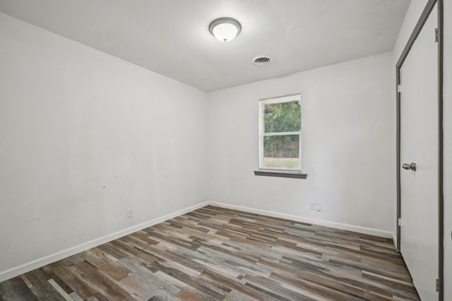 3736 Layton Avenue, Haltom City, TX 76117