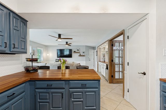 2248 Nob Hill, Carrollton, TX 75006