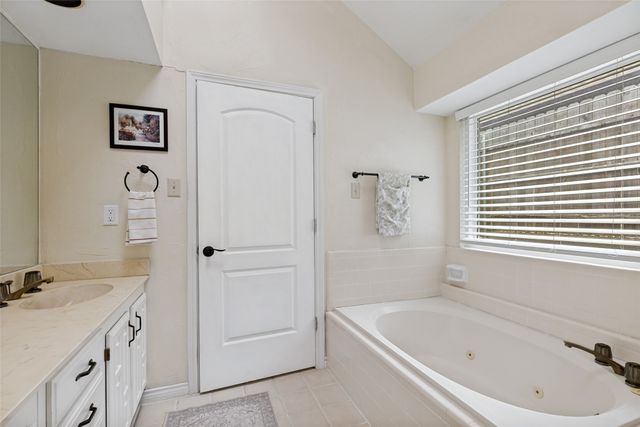 2248 Nob Hill, Carrollton, TX 75006
