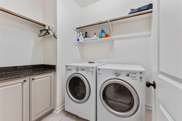 228 Cheswood Forest Place, Montgomery, TX 77316