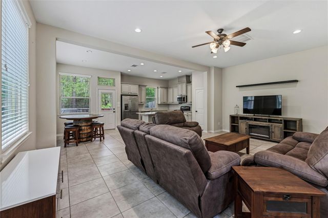 228 Cheswood Forest Place, Montgomery, TX 77316