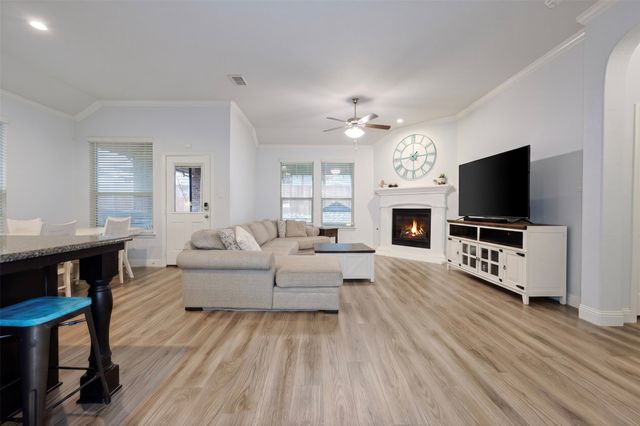 213 Palmerston Drive, Aledo, TX 76008