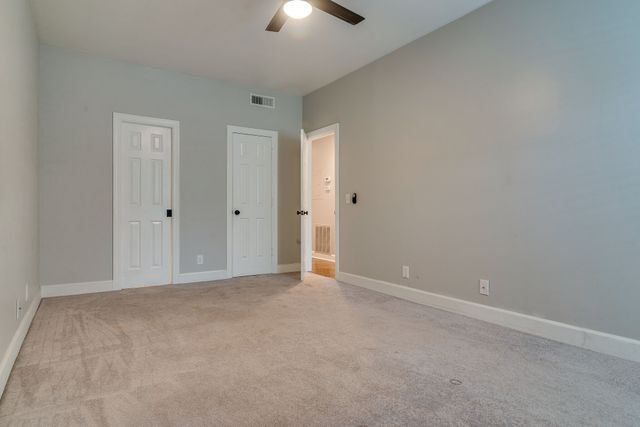 2040 Graybar Ln, Nashville, TN 37215