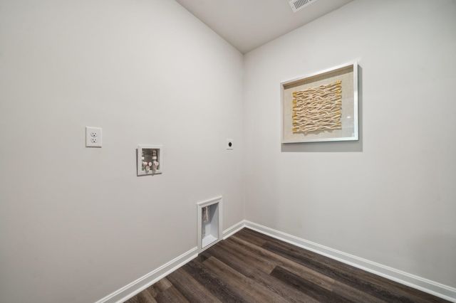 548 SUMMERCREST AVE, Waynesboro, VA 22980