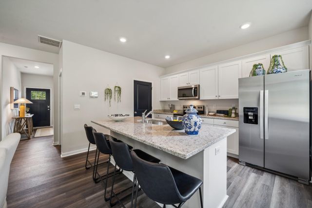 548 SUMMERCREST AVE, Waynesboro, VA 22980