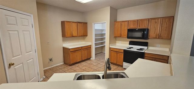 2820 Deer Ridge Drive, Rockwall, TX 75032