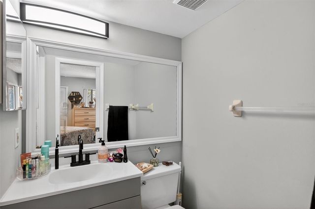 101 N HILL AVENUE 10, Deland, FL 32724