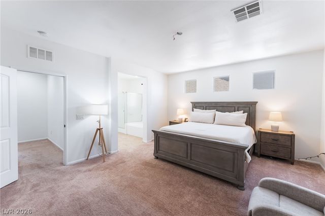 7042 Chestnut Valley Street, Las Vegas, NV 89166