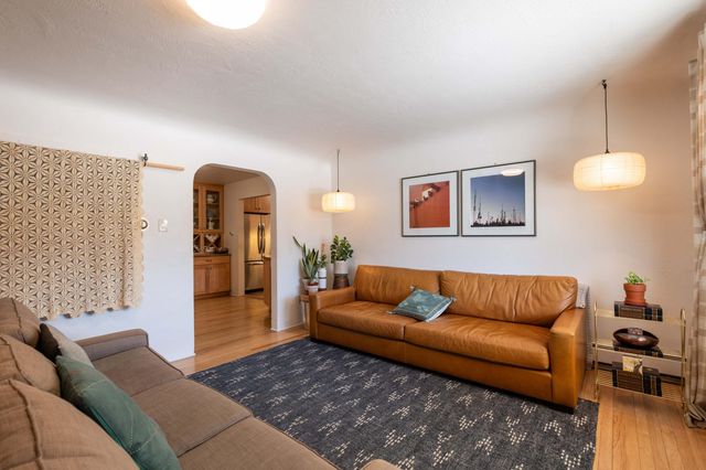 4225 Courtney Avenue NE, Albuquerque, NM 87108