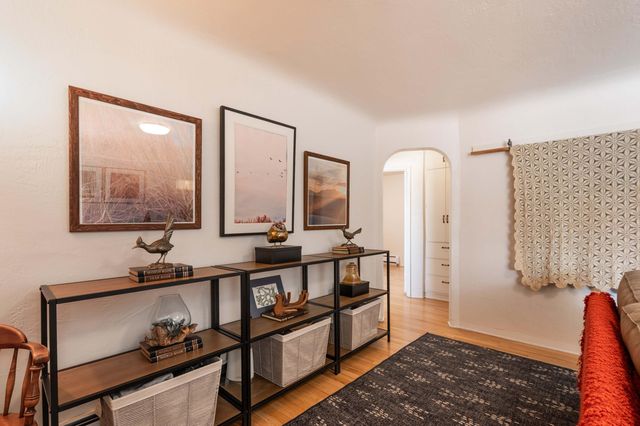 4225 Courtney Avenue NE, Albuquerque, NM 87108