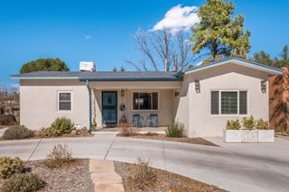 4225 Courtney Avenue NE, Albuquerque, NM 87108