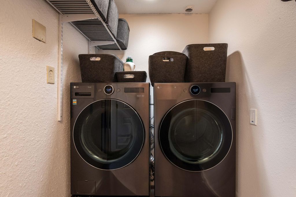 Image 30 of property listing at 4225 Courtney Avenue NE, Albuquerque, NM 87108