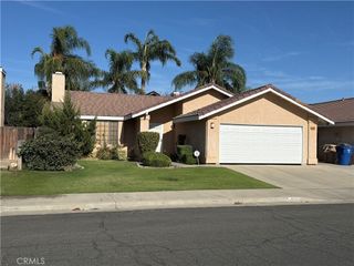3200 Cattleman, Bakersfield, CA 93312