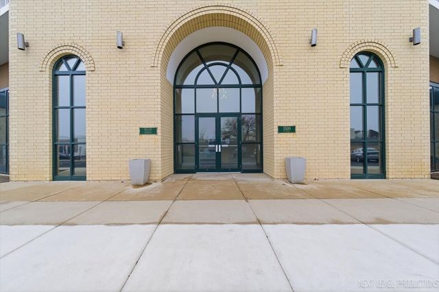 1500 S Ardmore Avenue 304, Villa Park, IL 60181