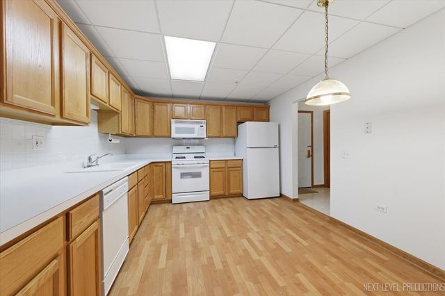 1500 S Ardmore Avenue 304, Villa Park, IL 60181