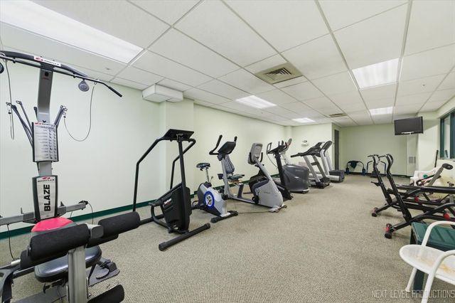 1500 S Ardmore Avenue 304, Villa Park, IL 60181