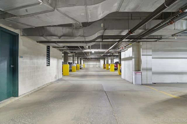 1500 S Ardmore Avenue 304, Villa Park, IL 60181