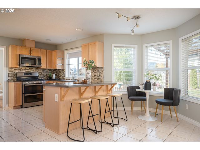 2726 KNOX RIDGE Ter, Forest Grove, OR 97116