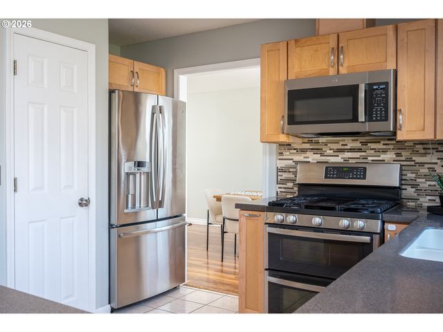 2726 KNOX RIDGE Ter, Forest Grove, OR 97116