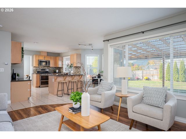 2726 KNOX RIDGE Ter, Forest Grove, OR 97116