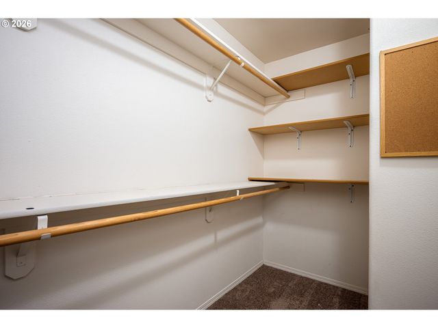 2726 KNOX RIDGE Ter, Forest Grove, OR 97116