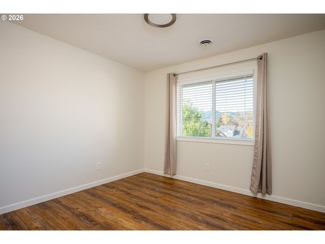 2726 KNOX RIDGE Ter, Forest Grove, OR 97116