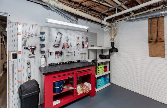 4476 NE 62nd Avenue, Altoona, IA 50009