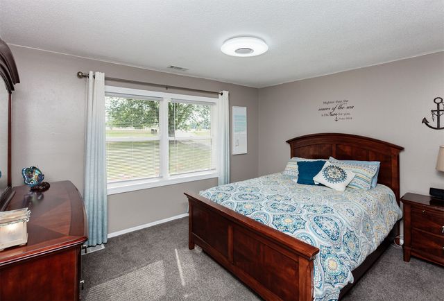 4476 NE 62nd Avenue, Altoona, IA 50009