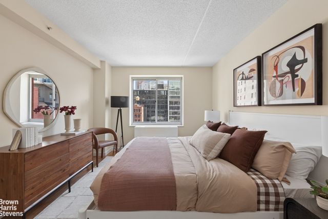 555 W 23rd St Apt N10J, New York City, NY 10011