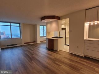 604-36 S WASHINGTON SQ #3006, Philadelphia, PA 19106