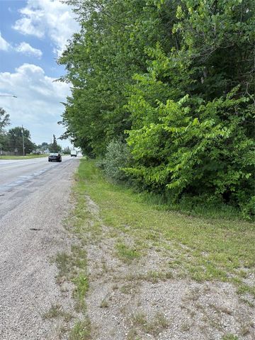 5296 County Line Road, Chesterfield, MI 48050