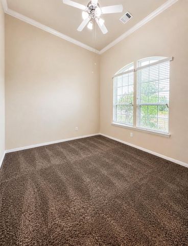 9518 Franklin Drive, Mont Belvieu, TX 77523