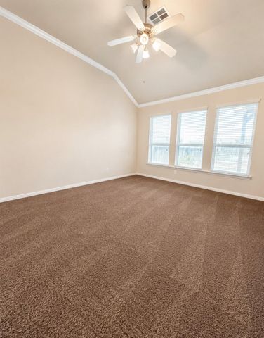 9518 Franklin Drive, Mont Belvieu, TX 77523