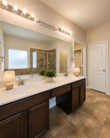 9518 Franklin Drive, Mont Belvieu, TX 77523