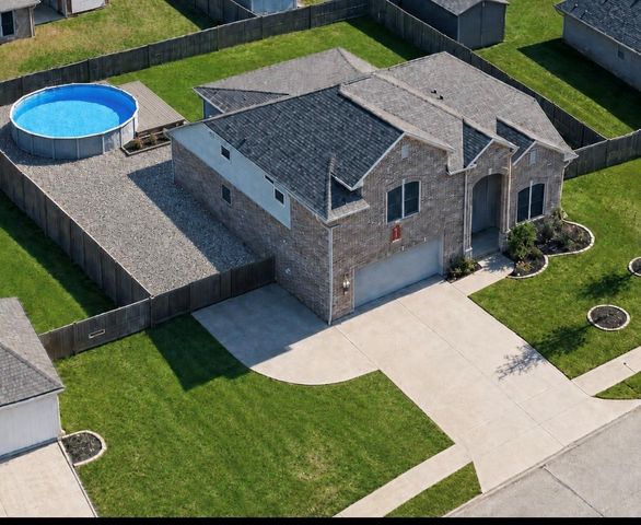 9518 Franklin Drive, Mont Belvieu, TX 77523