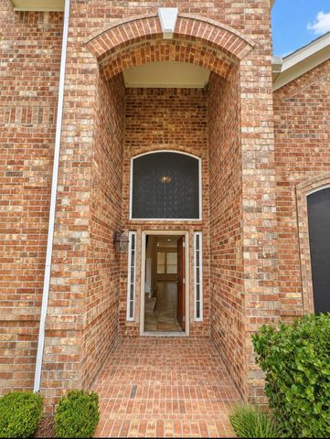 9518 Franklin Drive, Mont Belvieu, TX 77523