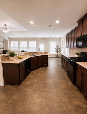 9518 Franklin Drive, Mont Belvieu, TX 77523
