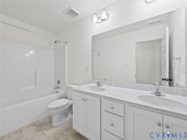 7046 Rivermere Ln, Henrico, VA 23059