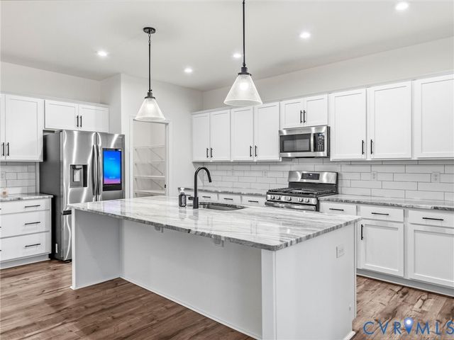 7046 Rivermere Ln, Henrico, VA 23059