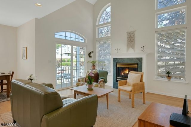 23 Hancock Dr, Morris Twp., NJ 07960