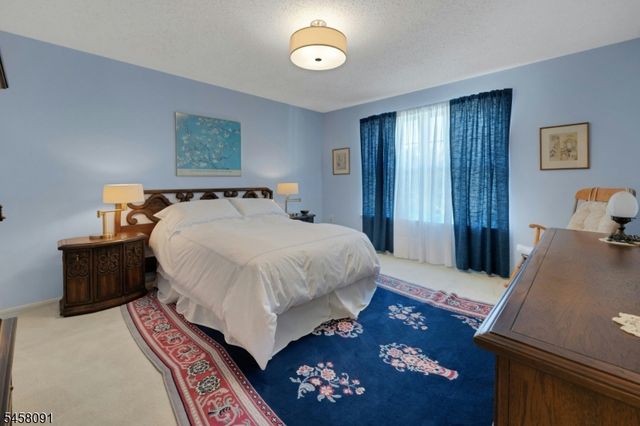 23 Hancock Dr, Morris Twp., NJ 07960