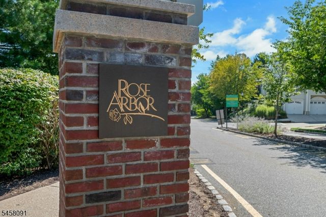 23 Hancock Dr, Morris Twp., NJ 07960